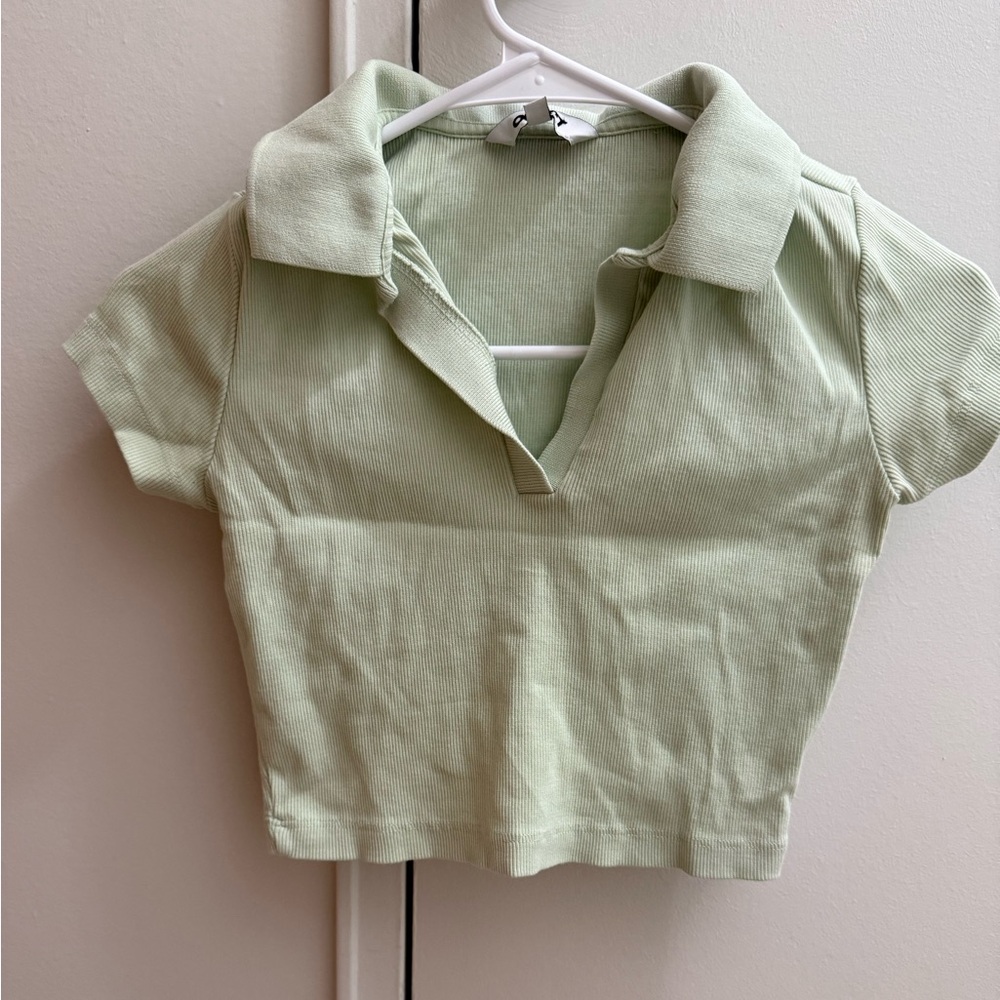 Mint Green Collared Women's Crop Top
